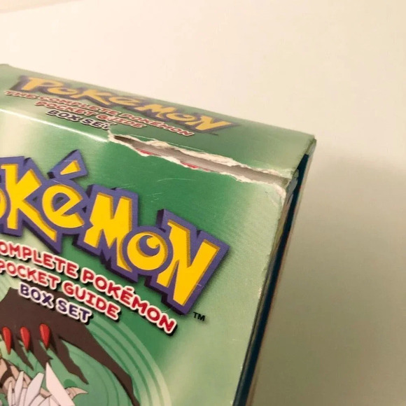 2013  Pokemon The Complete Pokemon Pocket Guides Box Set - Picture 2 of 16